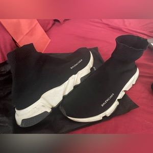 AUTHENTIC - Balenciaga Speed Sneakers Size 10